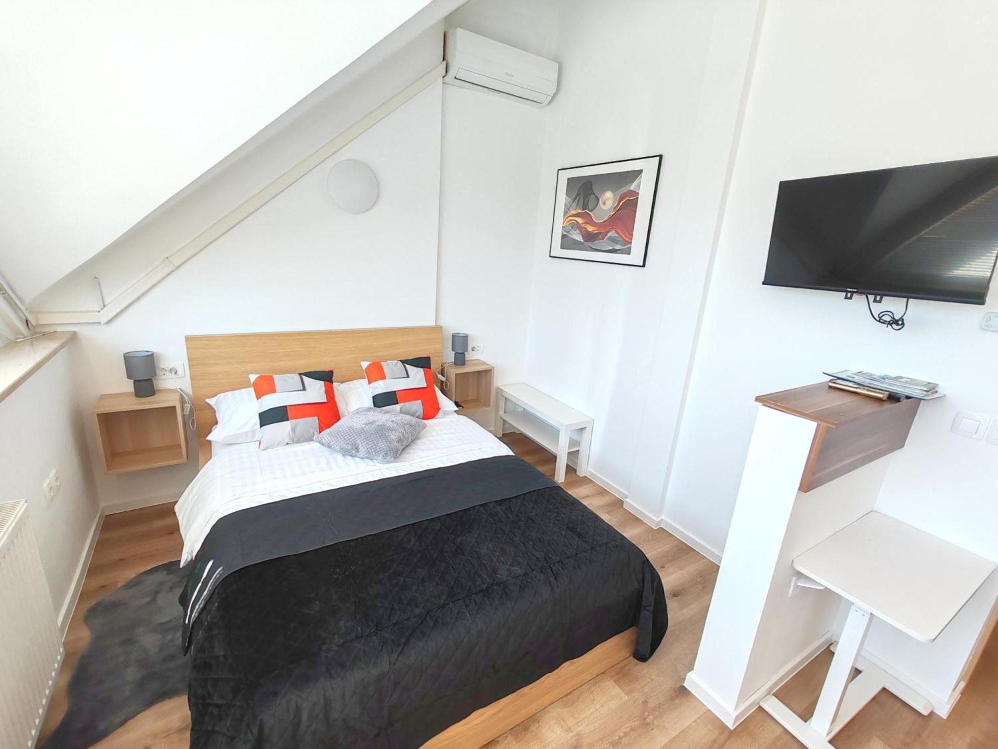 Lucky Center Ljubljana Appartement Kamer foto